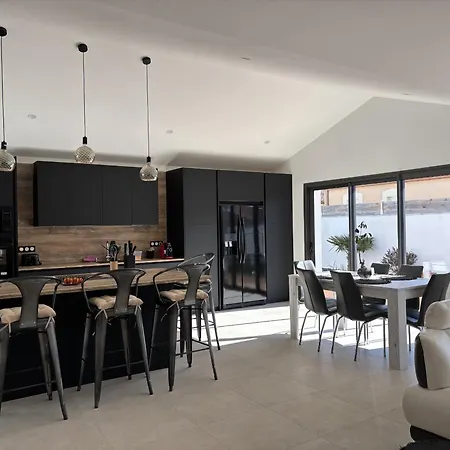 Avec Piscine 6 Personnes Chateau-d'Olonne